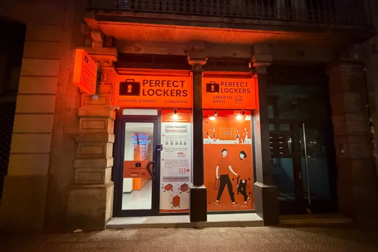 Automated Lockers placa universitat Perfect Lockers
